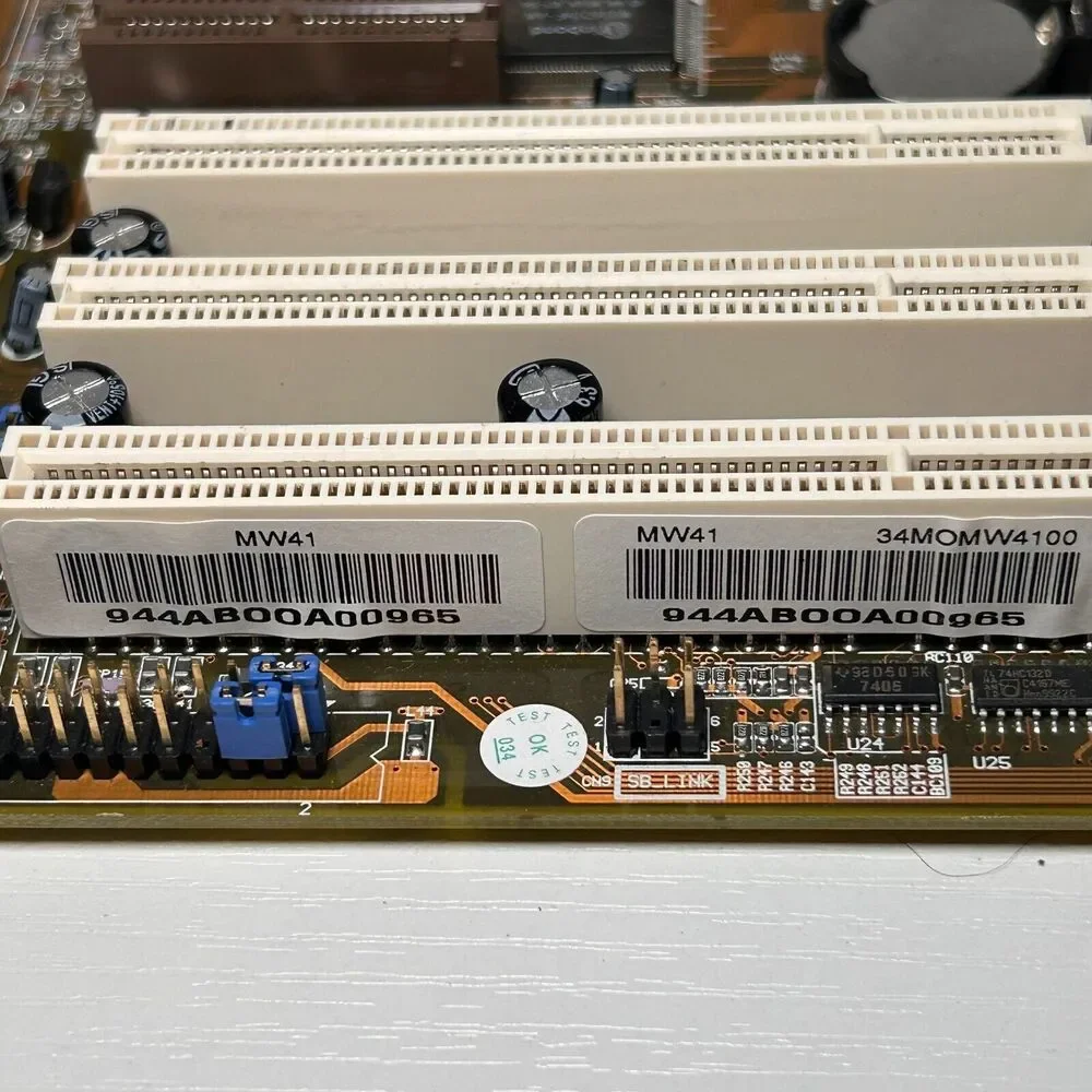 S381-M TEKRAM MOTHERBOARD SOCKET PGA 370 ENPC/ENlight EP-MW41 ATX Untested i810